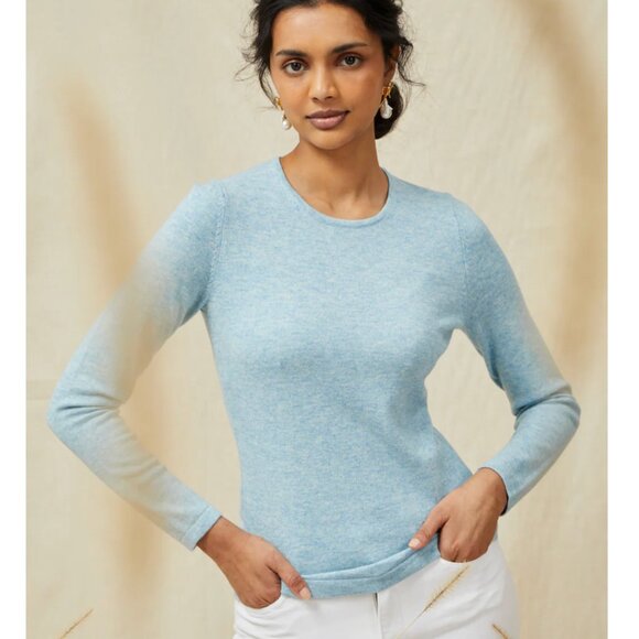 Charlotte Brody Perfect Crew Neck Sweater Womens XS Blue Long Sleeve Pullover - Picture 2 of 12